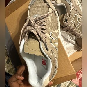 Brand New New Balance 2002RD